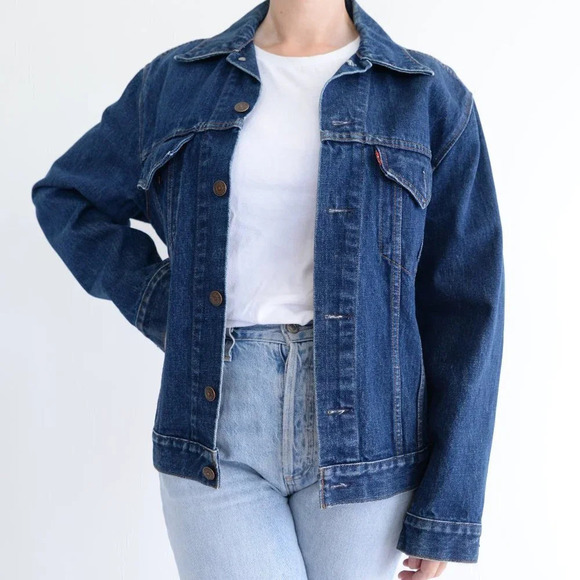 Vintage Levi's Dark  Wash Denim Trucker Jean Jacket 40 - Picture 1 of 14